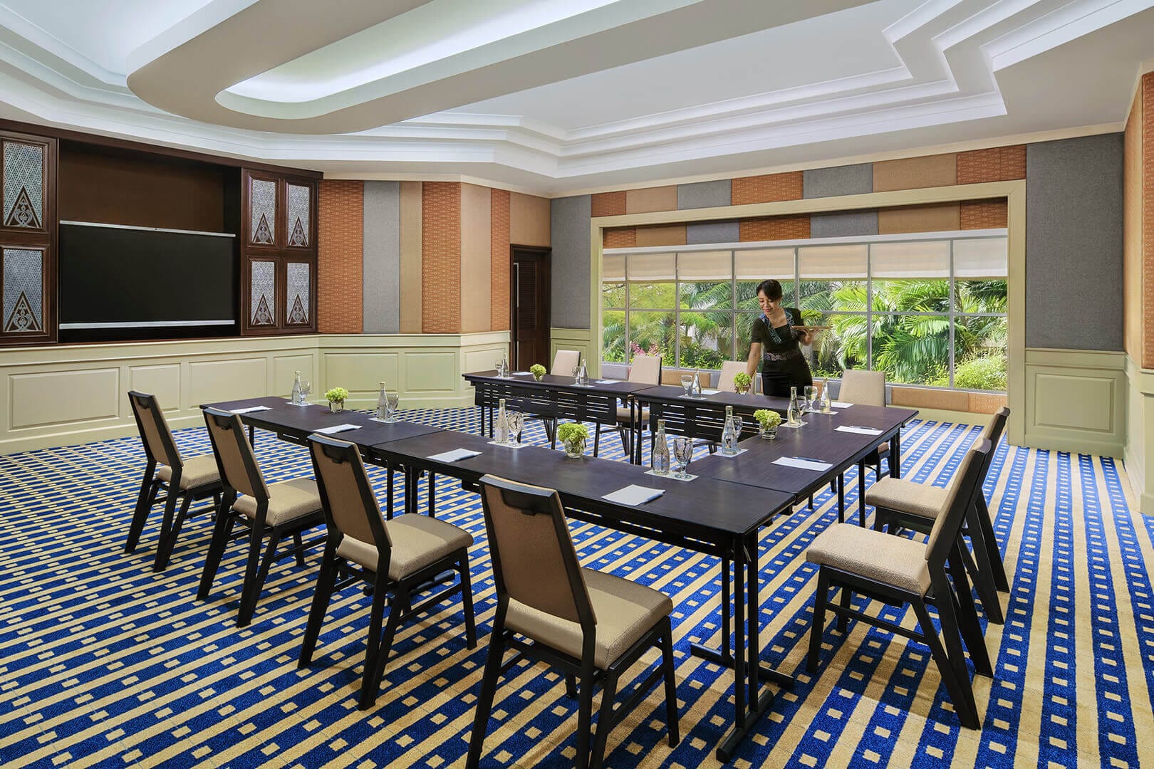 WES_DPSWI_SURABAYA_MEETING_ROOM_U_SHAPE_4410Red-B (1)