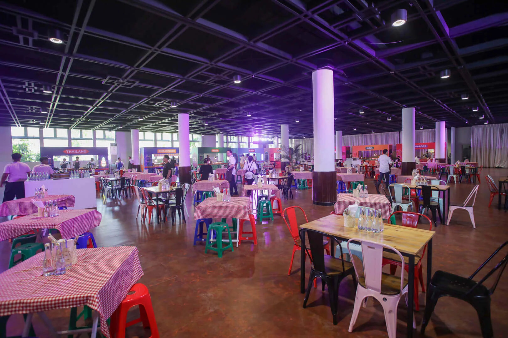 GM Conference Exhb. Hall Setup 4 KEM_5566_1