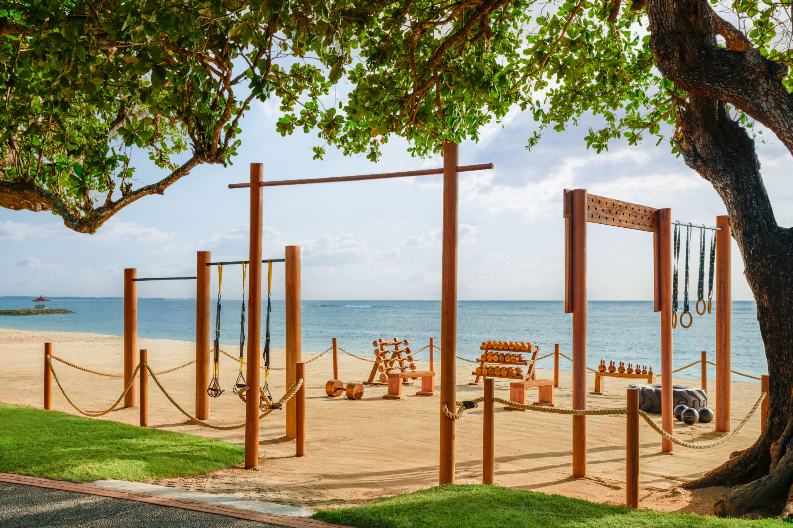 WES_DPSWI_BEACH_WORKOUT